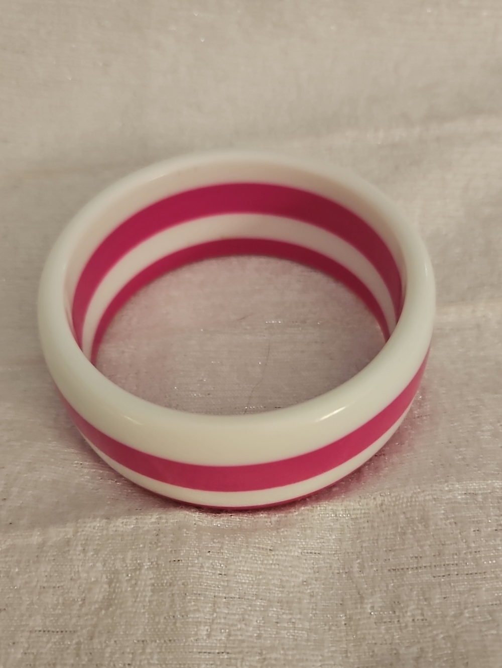 Vintage Pink and White Striped Resin Bangle Bracelet - Picture 5 of 5